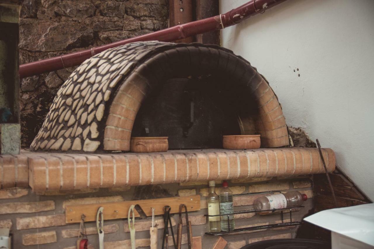 LimniónasKalogirou Stone Houseアパートメント エクステリア 写真